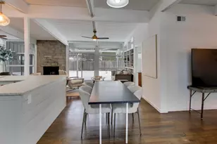 2649 Crawford Ave, Evanston, IL 60201 - Photo 8