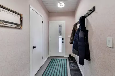 2649 Crawford Avenue, Evanston, IL 60201 - Photo 4