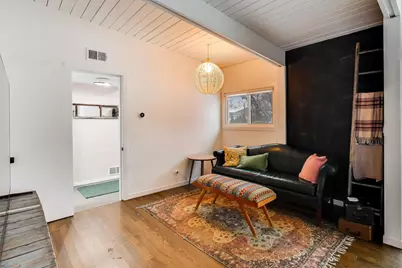 2649 Crawford Avenue, Evanston, IL 60201 - Photo 6