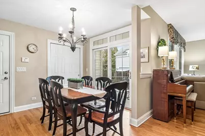 716 E Sunnyside Avenue, Libertyville, IL 60048 - Photo 14