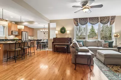 716 E Sunnyside Avenue, Libertyville, IL 60048 - Photo 12