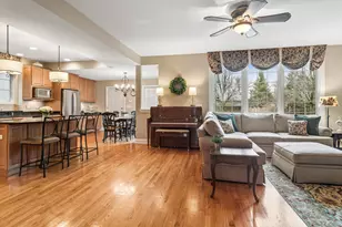 716 E Sunnyside Ave, Libertyville, IL 60048 - Photo 12