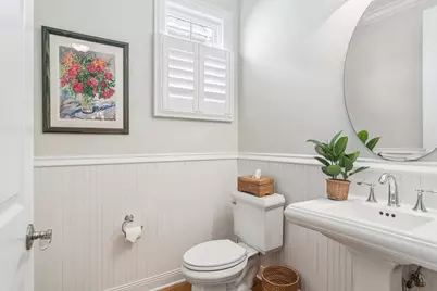 716 E Sunnyside Avenue, Libertyville, IL 60048 - Photo 18