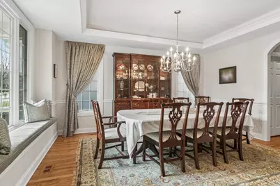 716 E Sunnyside Avenue, Libertyville, IL 60048 - Photo 6