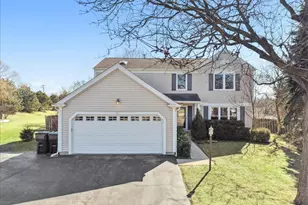 481 Pheasant Rdg Rd, Lake Zurich, IL 60047 - Photo 1