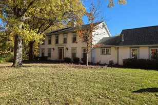 1663 E Rietveld Dr, Crete, IL 60417 - Photo 2