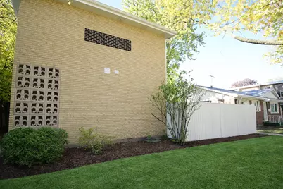 920 Dodge Avenue, Evanston, IL 60202 - Photo 1