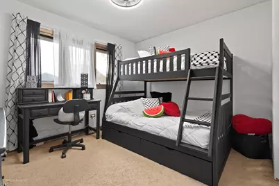 5319 Martha Lane, Oak Forest, IL 60452 - Photo 16