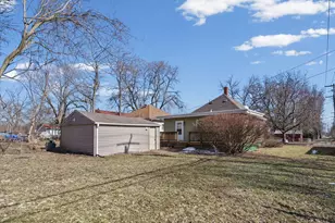 705 N Elm St, Champaign, IL 61820 - Photo 24