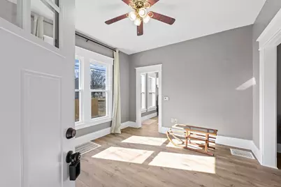 705 N Elm Street, Champaign, IL 61820 - Photo 4