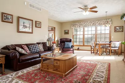 9293 Forest Ridge Drive, Roscoe, IL 61073 - Photo 6