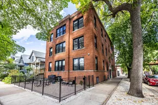 4638 N Hamilton Ave, Chicago, IL 60625 - Photo 1