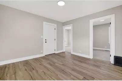 1520 N Prairie Avenue, Joliet, IL 60435 - Photo 6