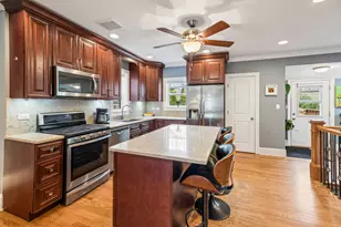 7833 Niles Center Rd, Skokie, IL 60077 - Photo 8