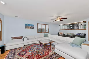 3946 Earlston Rd, Downers Grove, IL 60515 - Photo 16