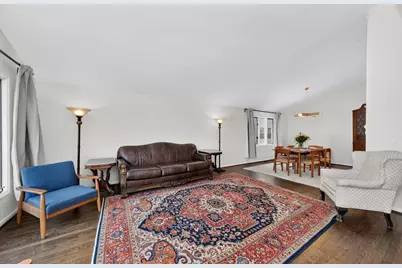 3946 Earlston Road, Downers Grove, IL 60515 - Photo 4