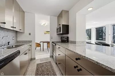 111 E Chestnut Street #21F, Chicago, IL 60611 - Photo 8
