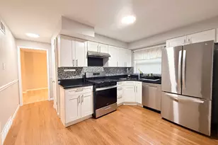 5818 W 60th St, Chicago, IL 60638 - Photo 12