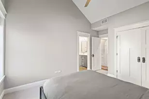 4322 N Hermitage Ave, Chicago, IL 60613 - Photo 28