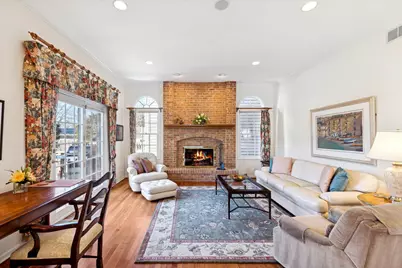 406 S Poplar Avenue, Elmhurst, IL 60126 - Photo 6