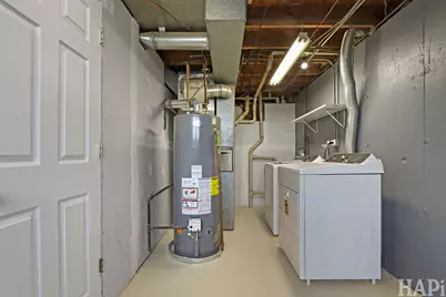 808 Central Park Drive, Round Lake Beach, IL 60073 - Photo 20