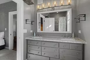 136 E Jackson St, Oswego, IL 60543 - Photo 16