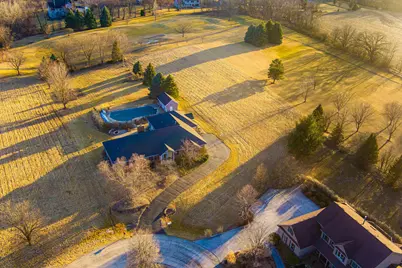 765 Carolyn Court, Elburn, IL 60119 - Photo 2