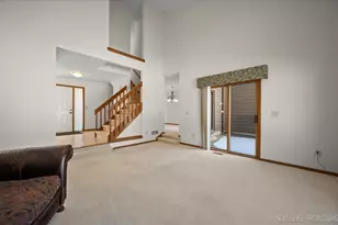 114 Elmtree Ct, Saint Charles, IL 60174 - Photo 8