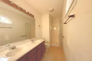 1634 Oak St, Hanover Park, IL 60133 - Photo 6