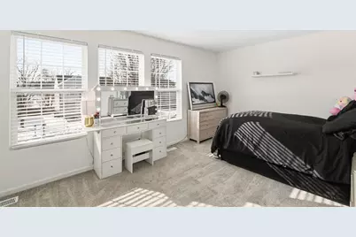 866 Sioux Drive, Round Lake Heights, IL 60073 - Photo 14