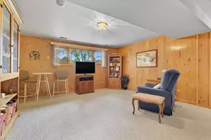 851 Glenview Ave, Mundelein, IL 60060 - Photo 12