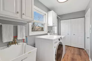 2202 N Williamsburg St, Arlington Heights, IL 60004 - Photo 16