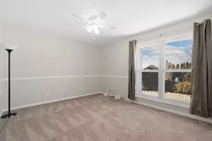 2202 N Williamsburg St, Arlington Heights, IL 60004 - Photo 32