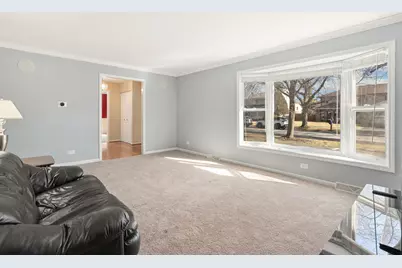 2202 N Williamsburg Street, Arlington Heights, IL 60004 - Photo 6