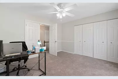 2202 N Williamsburg Street, Arlington Heights, IL 60004 - Photo 26