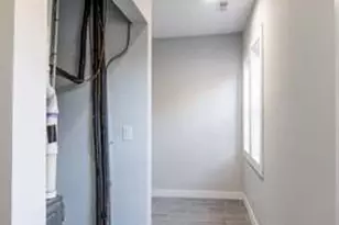 6647 S St Lawrence Ave, Chicago, IL 60637 - Photo 10