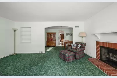 1233 S Prospect Avenue, Park Ridge, IL 60068 - Photo 4