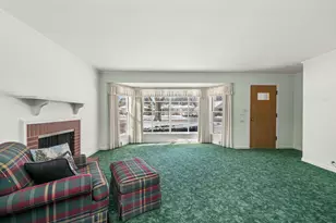 1233 S Prospect Ave, Park Ridge, IL 60068 - Photo 2