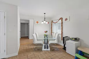 703 Heritage Dr, Bourbonnais, IL 60914 - Photo 6