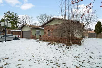 703 Heritage Drive, Bourbonnais, IL 60914 - Photo 2