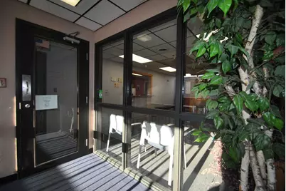 10540 W Cermak Road, Westchester, IL 60154 - Photo 28