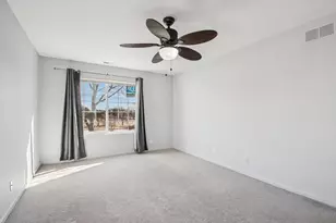 412 Quaker Hill Ct, Aurora, IL 60504 - Photo 14