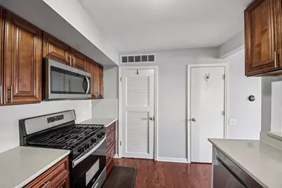 412 Quaker Hill Court, Aurora, IL 60504 - Photo 10