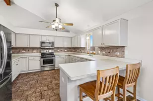 550 Doxbury Ln, New Lenox, IL 60451 - Photo 8