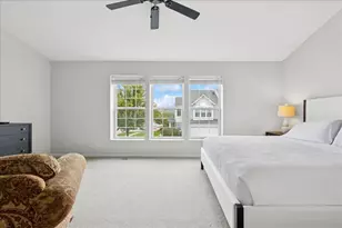 100 Devoe Dr, Oswego, IL 60543 - Photo 14