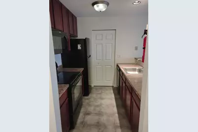 208 Glengarry Drive #104, Bloomingdale, IL 60108 - Photo 4