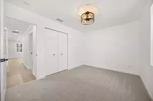 813 Audrey Ave, Joliet, IL 60436 - Photo 14