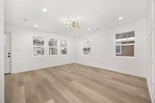 813 Audrey Ave, Joliet, IL 60436 - Photo 4