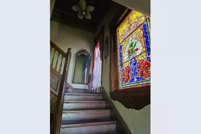 705 W Highland Avenue, Elgin, IL 60123 - Photo 14