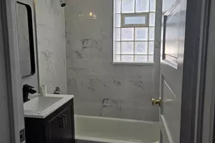 1452 W 62nd St, Chicago, IL 60636 - Photo 8